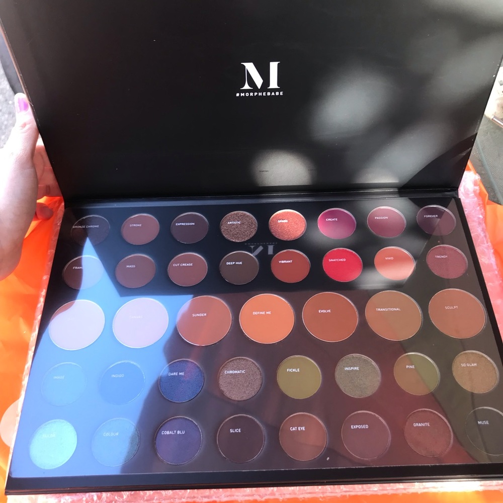 Morphe 39 A dare to create
